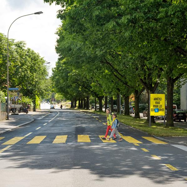 Arrêtez-vous pour les écolier·es