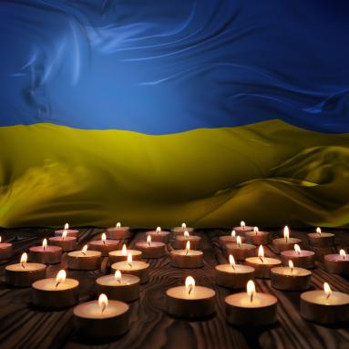 Schweigeminute für die Opfer des Kriegs in der Ukraine