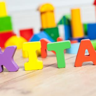 Familienergänzende Kinderbetreuung: Kommunale Ebene definiert möglichen Kompromiss